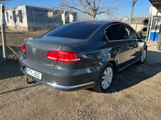 Volkswagen Passat foto 2