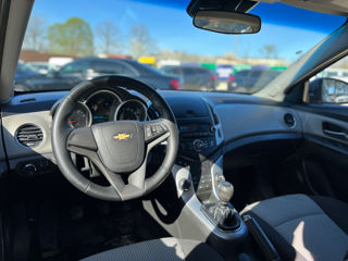 Chevrolet Cruze фото 13