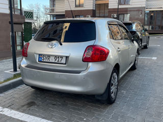 Toyota Auris foto 3