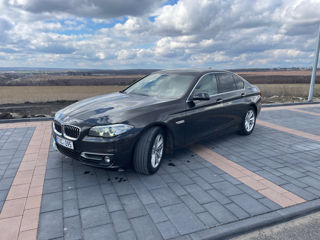 BMW 5 Series foto 2