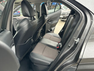 Toyota Yaris Cross фото 13