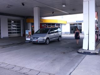 Volkswagen Sharan foto 2