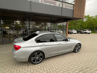 BMW 3 Series foto 4