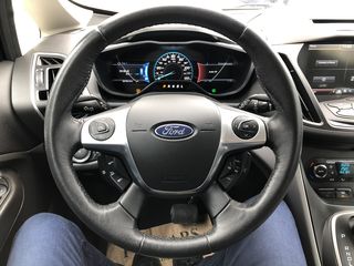 Ford C-Max foto 10