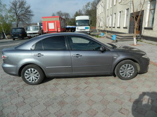 Mazda 6 foto 1