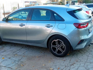 KIA Ceed foto 2