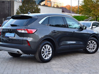 Ford Kuga foto 2