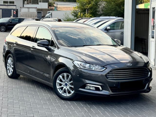 Ford Mondeo foto 1