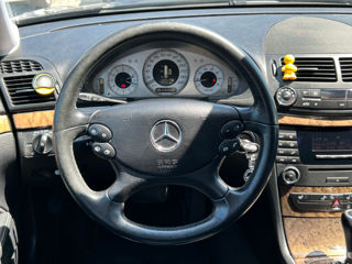 Mercedes E-Class foto 13