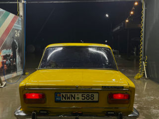 Lada / ВАЗ 2103 foto 4