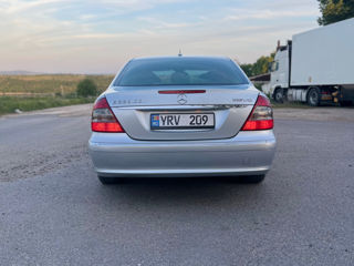 Mercedes E-Class foto 5