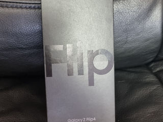 Samsung galaxy Z flip 4