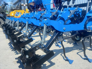 Cultivator cu fertilizare super oferta, pret: 5500 Euro !!! foto 6