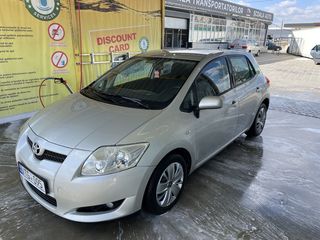 Arenda Toyota Prius , Corolla , Yaris , Auris ..Reno / Dacia/ SKoda ...  de la 9 euro !!! foto 9