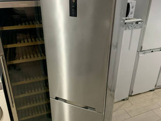 Холодильник Sharp в нержавейке высотой 2 метра
