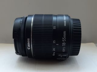 Объектив Canon  EF-S 18-55 mm  f 3.5-5.6 IS foto 1