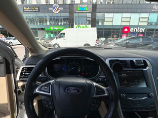 Ford Fusion foto 5