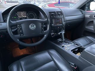 Volkswagen Touareg foto 8