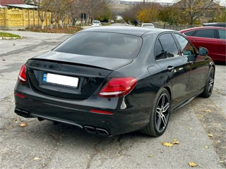 Mercedes E-Class foto 8