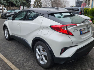 Toyota C-HR foto 5