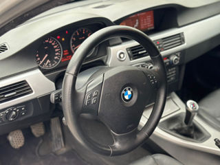 BMW 3 Series foto 8