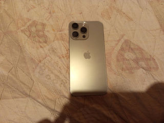 Apple iPhone 15 Pro Max 512g  Срочно 3000 лей foto 2