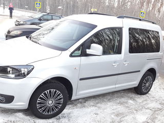 Volkswagen Caddy foto 1