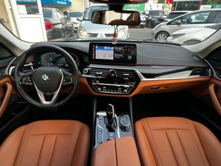 BMW 5 Series foto 14