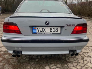 BMW 7 Series foto 2