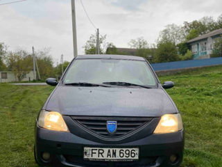 Dacia Logan foto 3