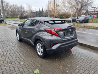 Toyota C-HR foto 7