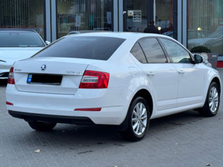 Skoda Octavia foto 4