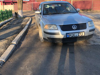 Volkswagen Passat foto 2