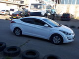 Hyundai Elantra foto 4