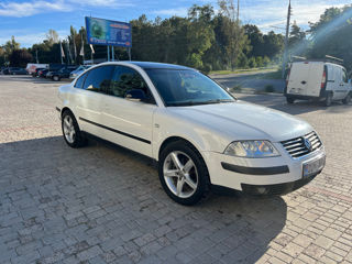 Volkswagen Passat foto 8