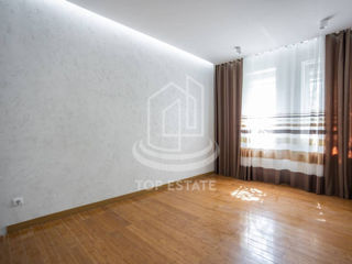 Apartament cu 2 camere, 83 m², Buiucani, Chișinău foto 1