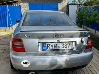 Audi A4 foto 6