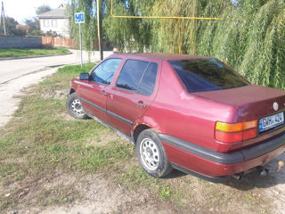 Volkswagen Vento foto 4