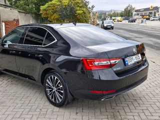 Skoda Superb foto 4