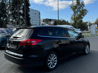 Ford Focus foto 2