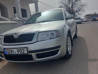 Skoda Superb foto 7