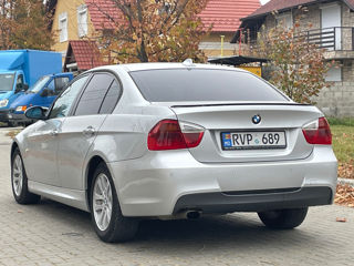 BMW 3 Series foto 4