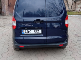 Ford Transit Courier foto 7