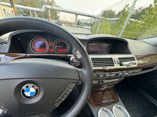 BMW 7 Series foto 7