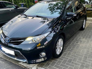 Toyota Auris foto 1