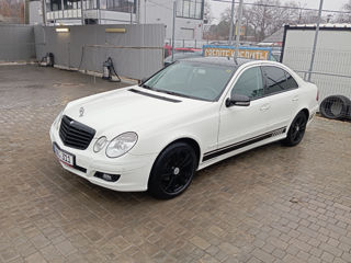 Mercedes E-Class foto 4