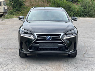 Lexus NX Series foto 2