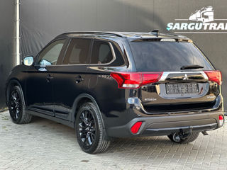 Mitsubishi Outlander foto 4