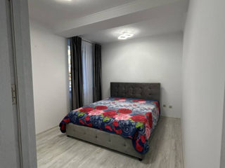 Apartament cu 2 camere, 71 m², Botanica, Chișinău foto 11