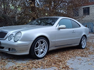 Mercedes CLK-Class foto 3